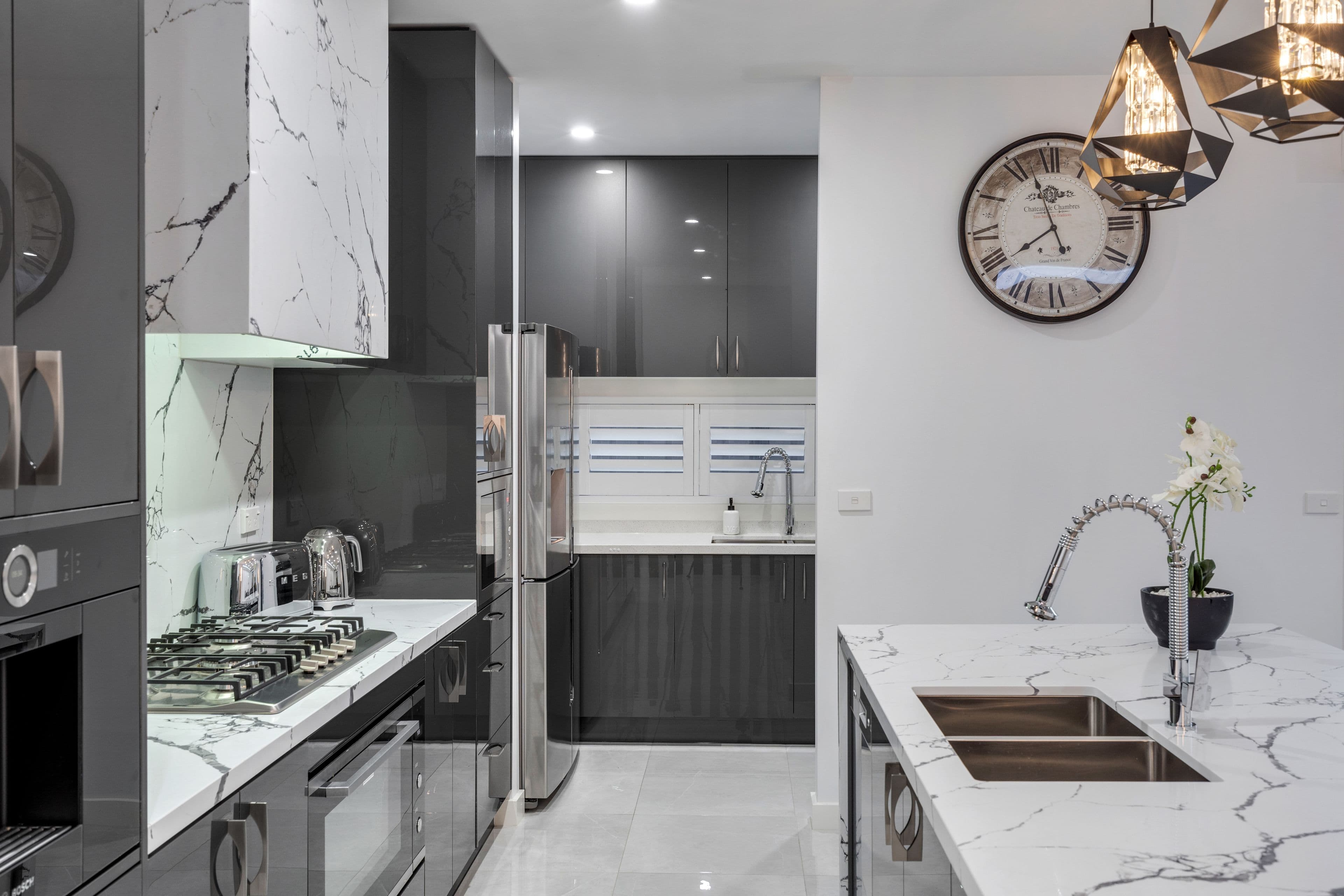 8 Hamersley Road, Craigieburn VIC 3064, Craigieburn - Thumbnail 8