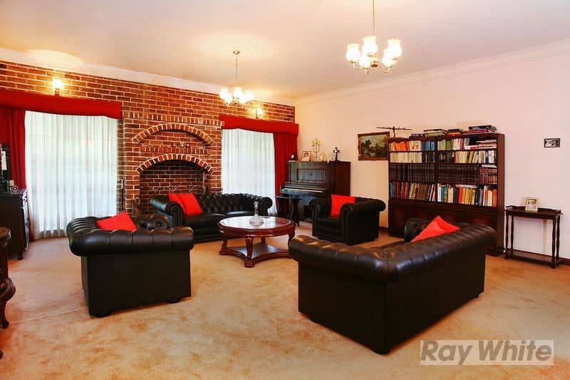 13 Kathleen Avenue, CASTLE HILL NSW 2154, Castle Hill - Thumbnail 2