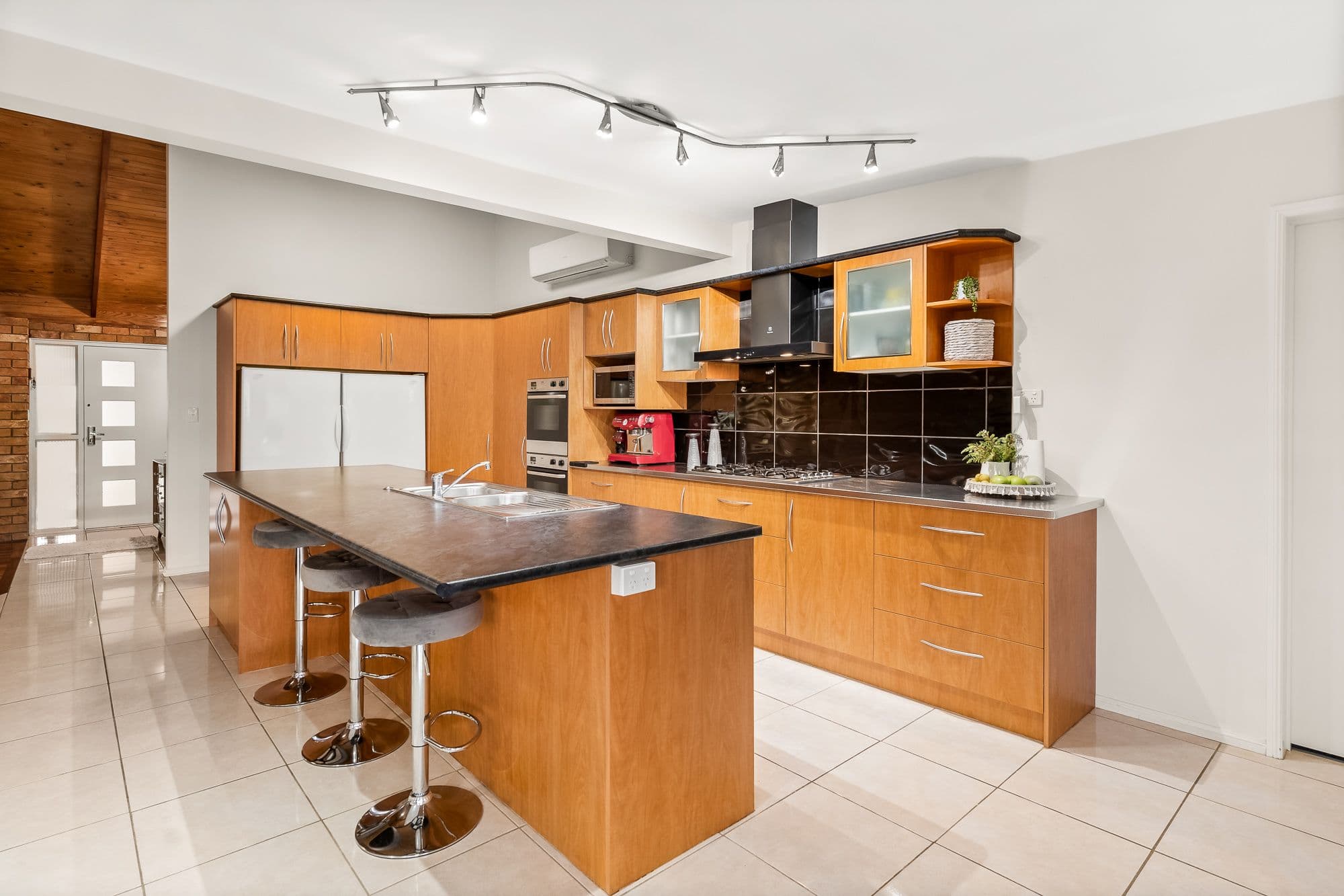8 Murrumba Street, Runcorn QLD 4113, Runcorn - Thumbnail 4