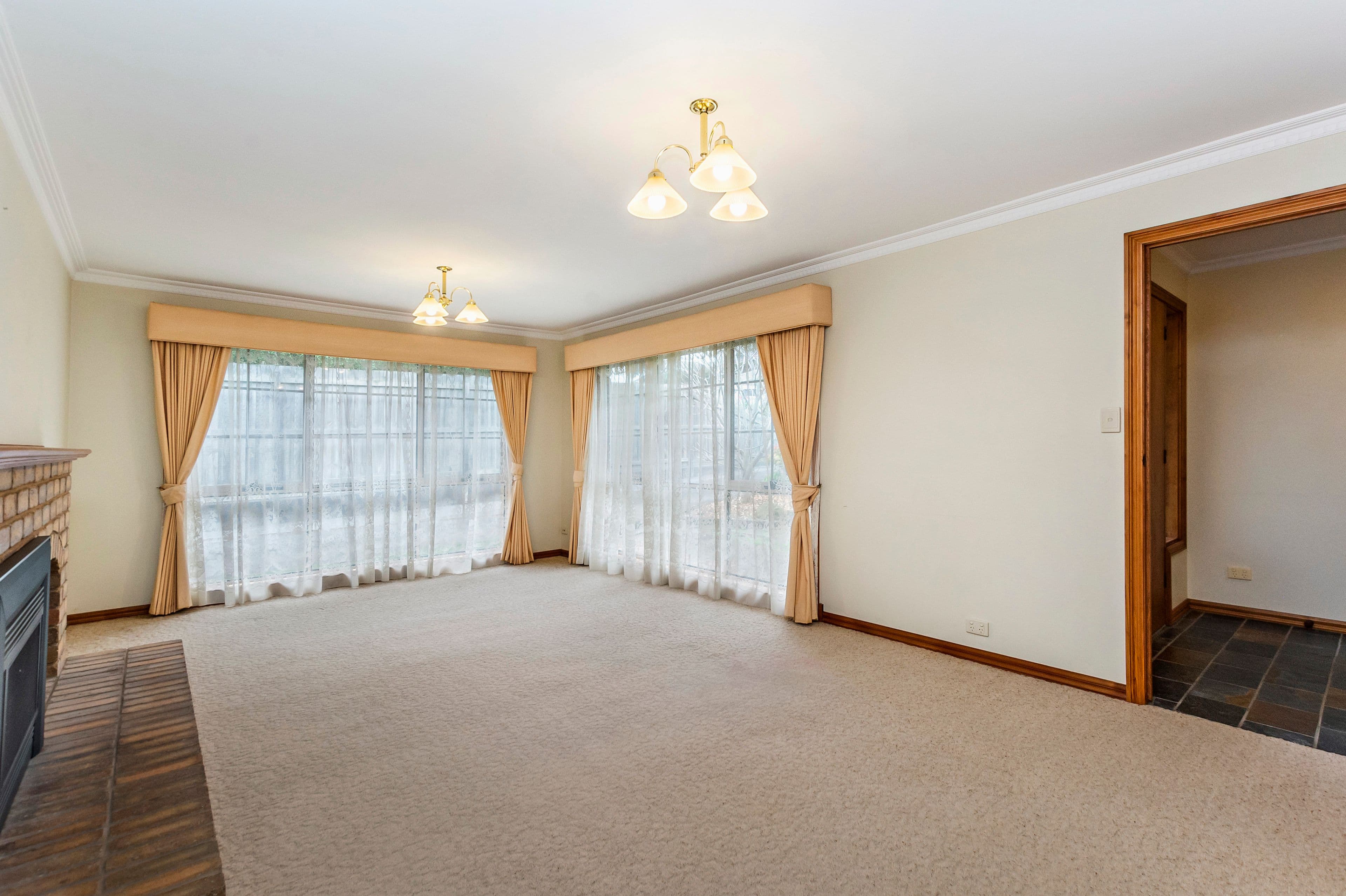 11 Fairway Crescent, Warrnambool VIC 3280, Warrnambool - Thumbnail 2