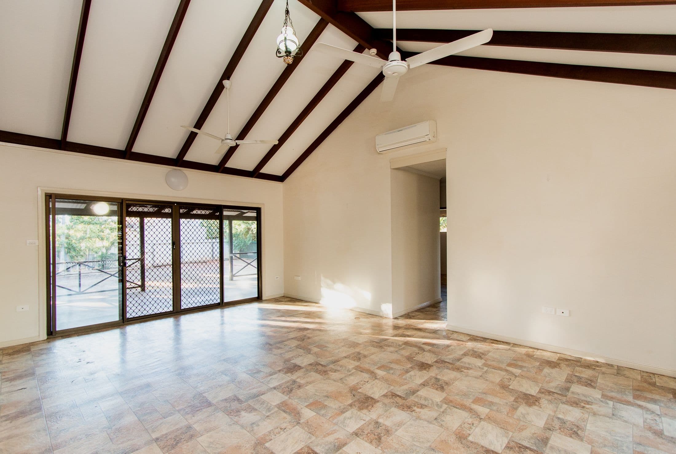 7 Woods Drive, Cable Beach WA 6726, Cable Beach - Thumbnail 4