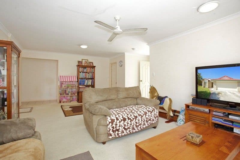 ROTHWELL QLD 4022, Rothwell - Thumbnail 2