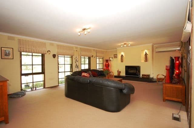 36 Monbulk Road, Mount Evelyn VIC 3796, Mount Evelyn - Thumbnail 4