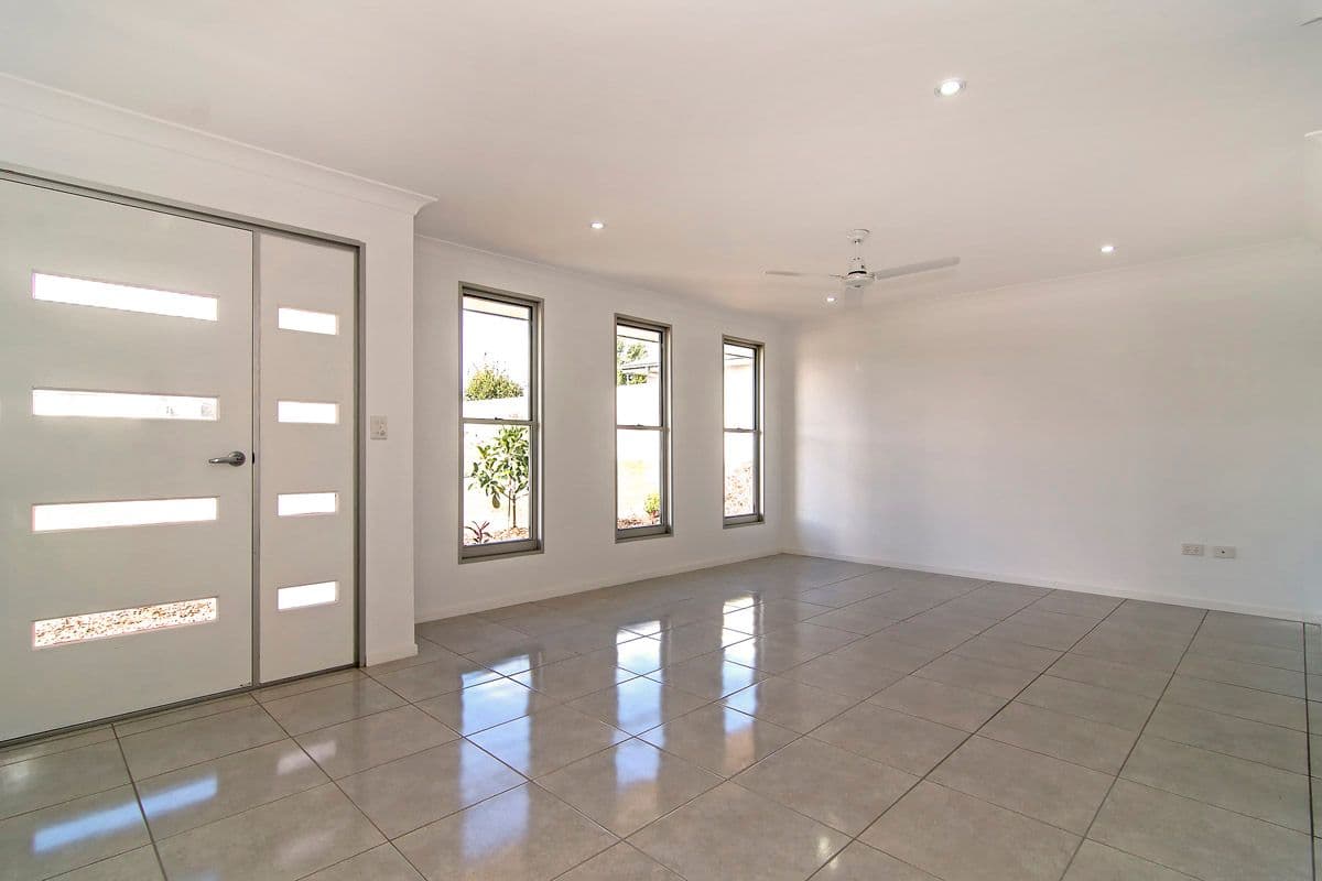1 Honeyeater Drive, Highfields QLD 4352, Highfields - Thumbnail 2