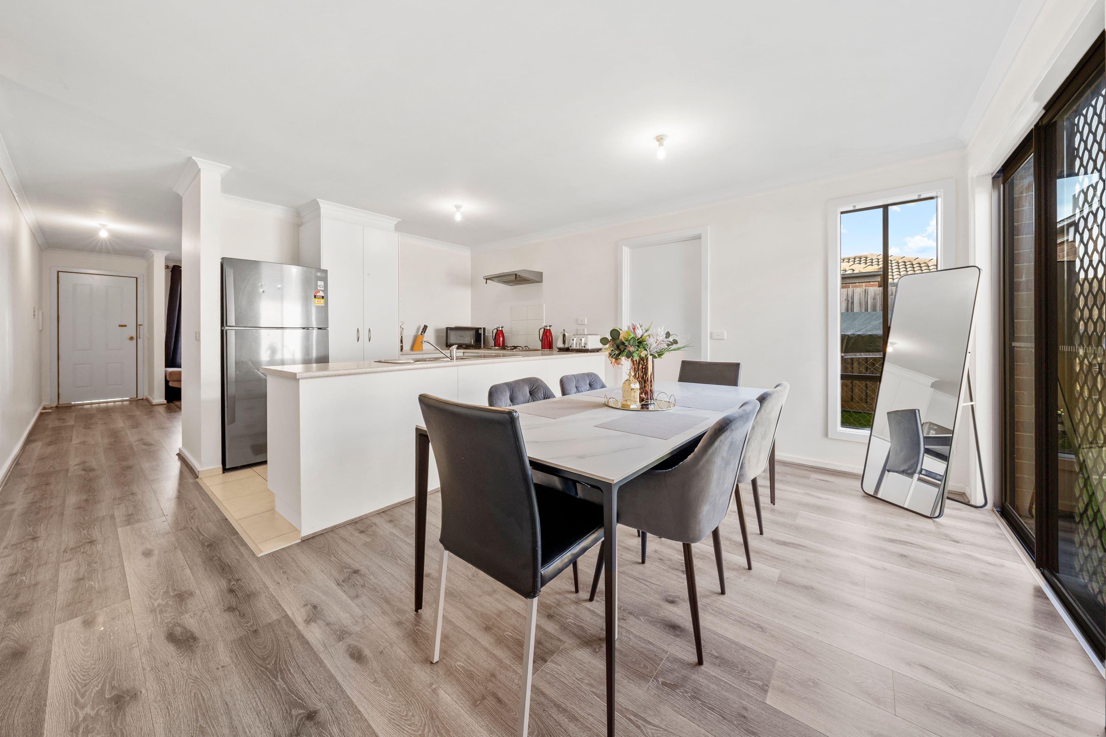4 Austin Place, Melton South VIC 3338, Melton South - Thumbnail 4