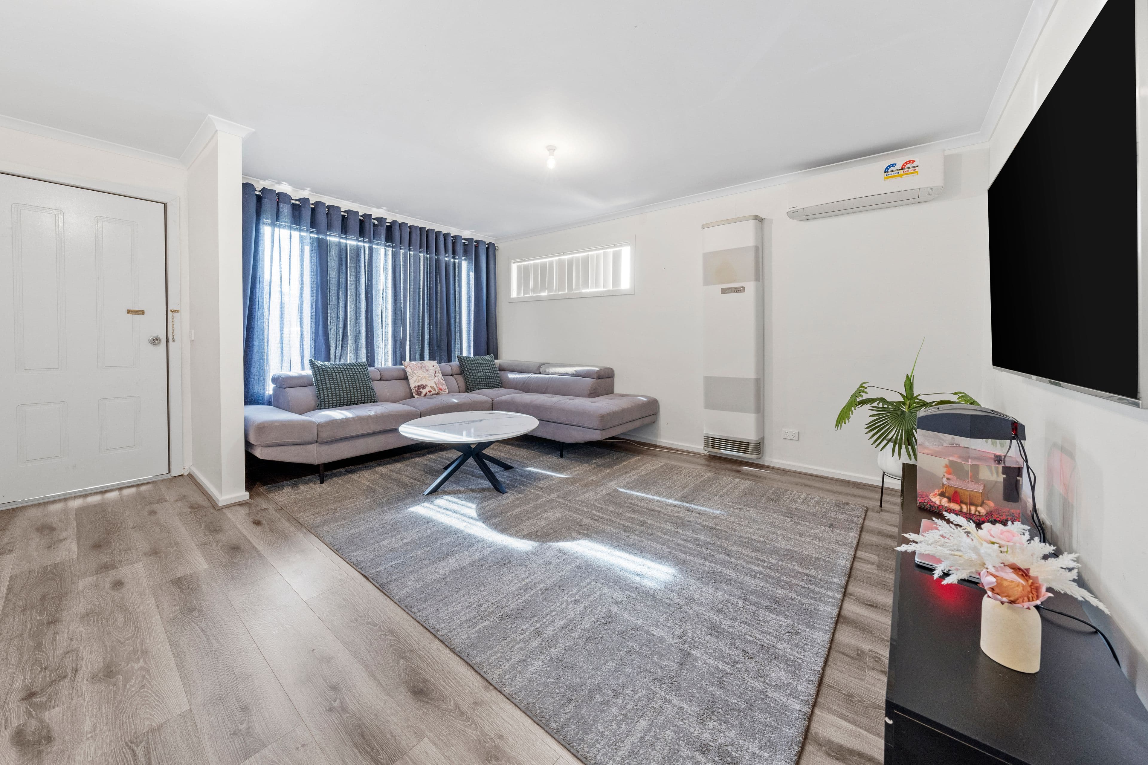 4 Austin Place, Melton South VIC 3338, Melton South - Thumbnail 7