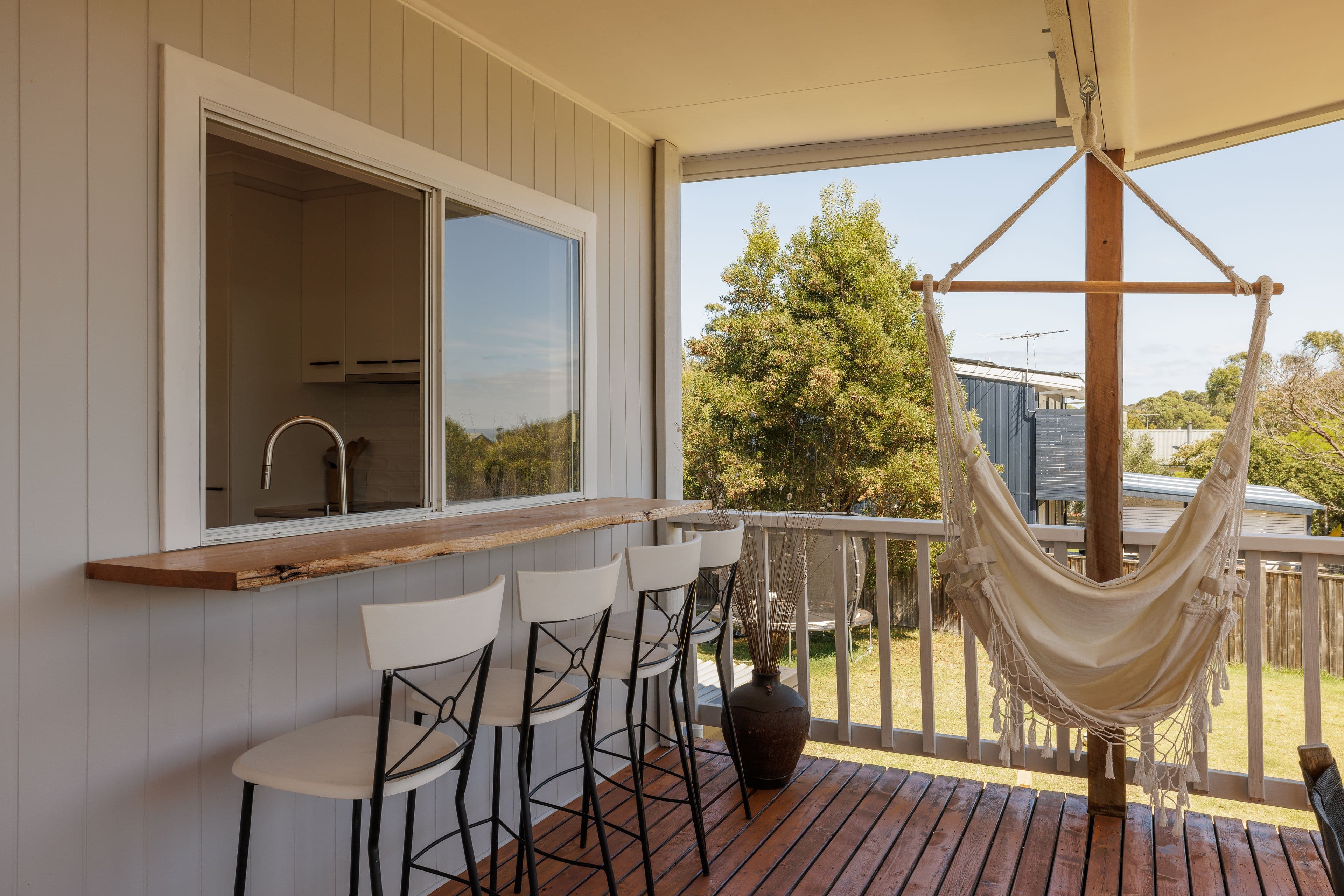 10 Hobsons Parade, Cowes VIC 3922, Cowes - Thumbnail 3