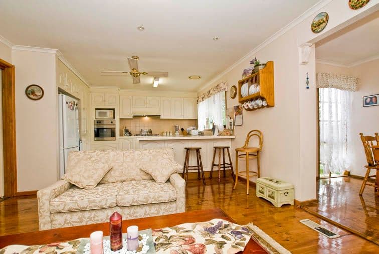 137 Harold Street, WANTIRNA SOUTH VIC 3152, Wantirna South - Thumbnail 3