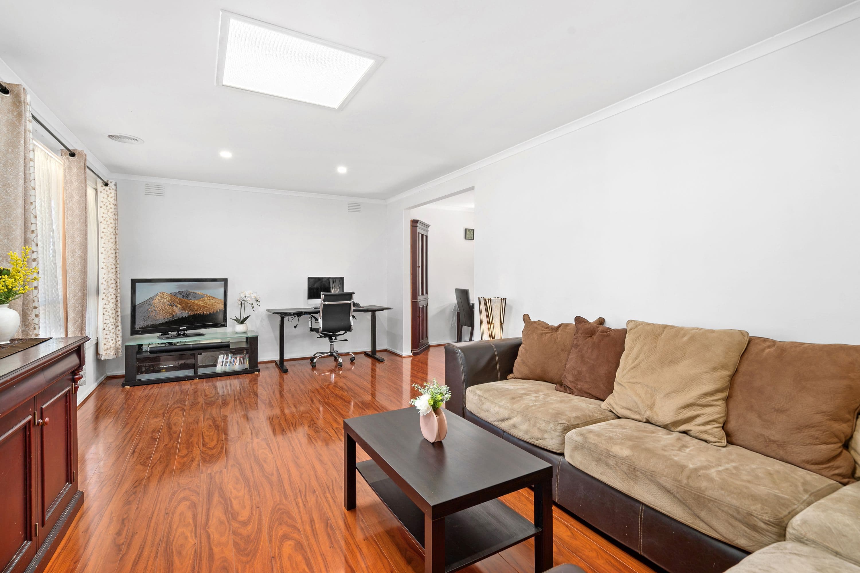 19 Lloyd Street, Knoxfield VIC 3180, Knoxfield - Thumbnail 5