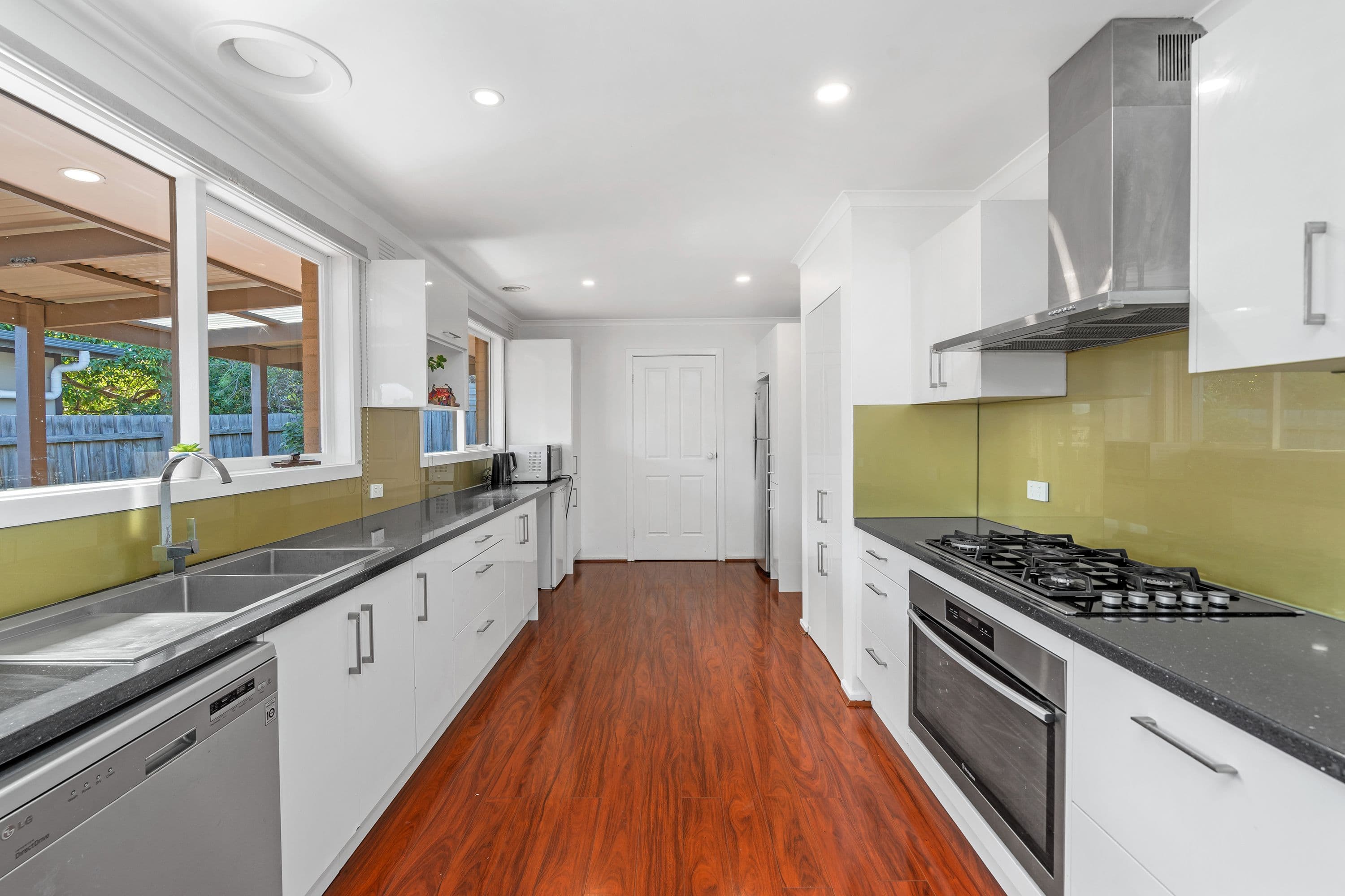 19 Lloyd Street, Knoxfield VIC 3180, Knoxfield - Thumbnail 8