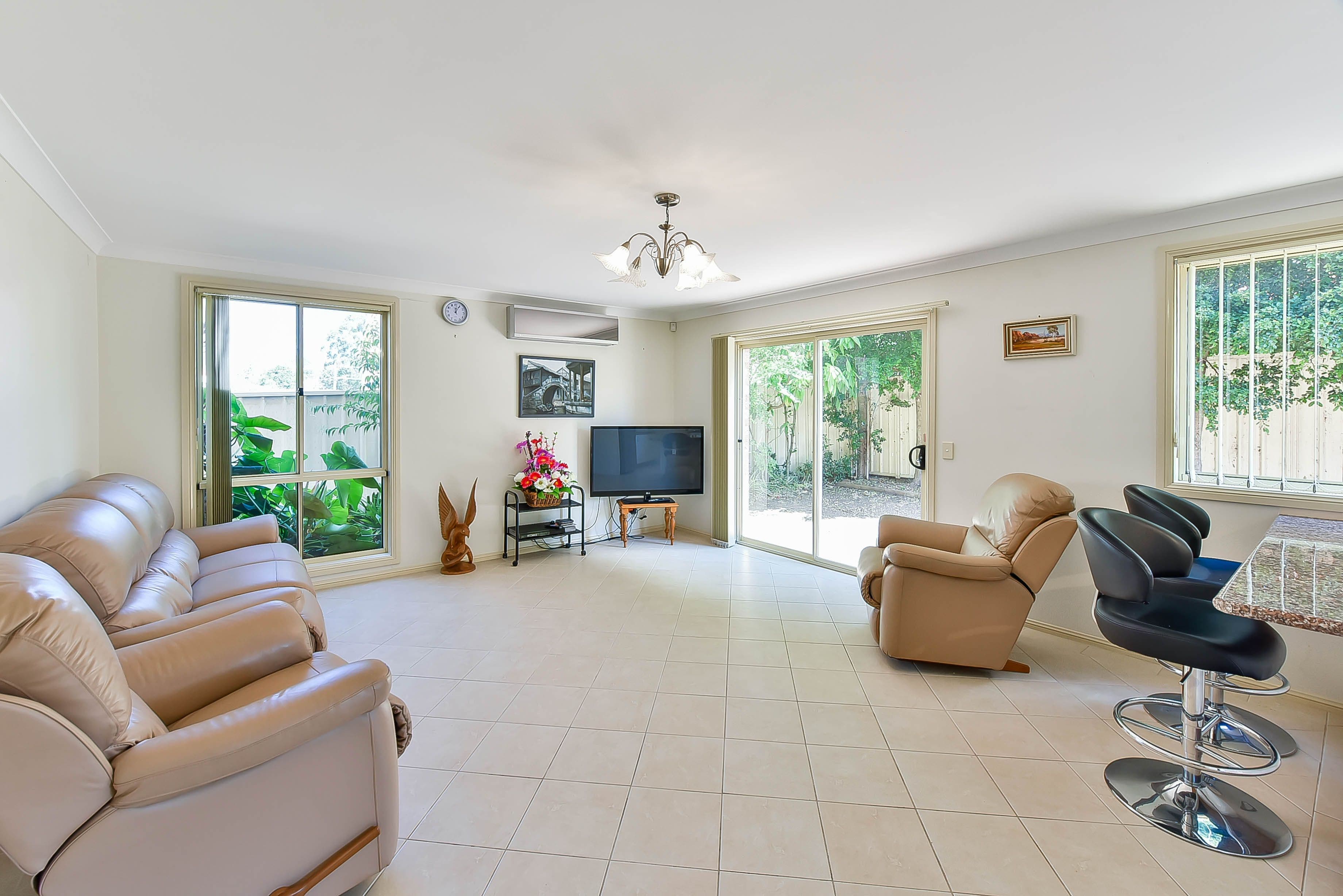 3 Saywell Road, Macquarie Fields - Thumbnail 2