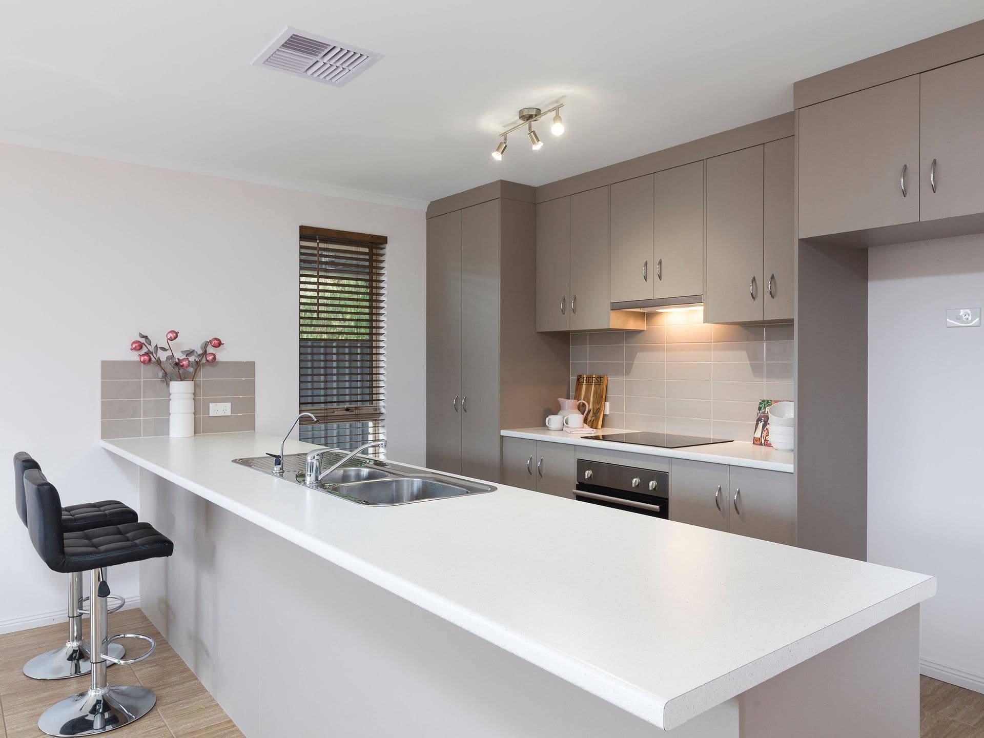 42 Seaview Road, Morphett Vale SA 5162, Morphett Vale - Thumbnail 8