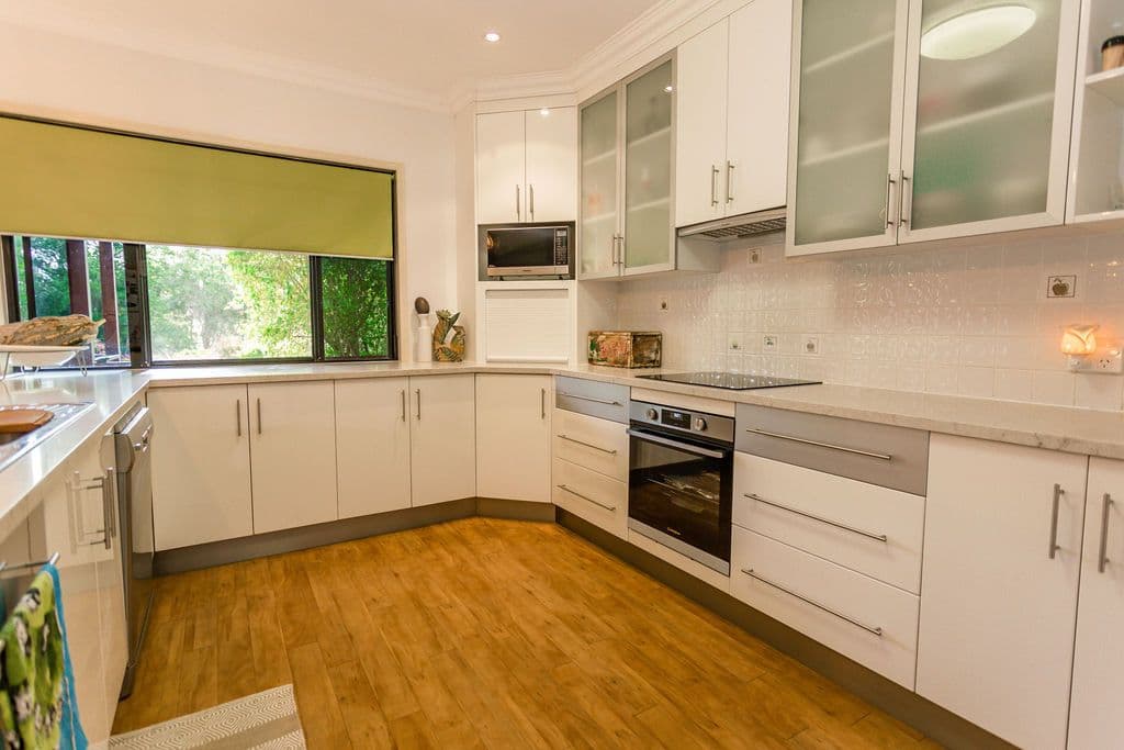 16 Coaker Drive, Emerald QLD 4720, Emerald - Thumbnail 4