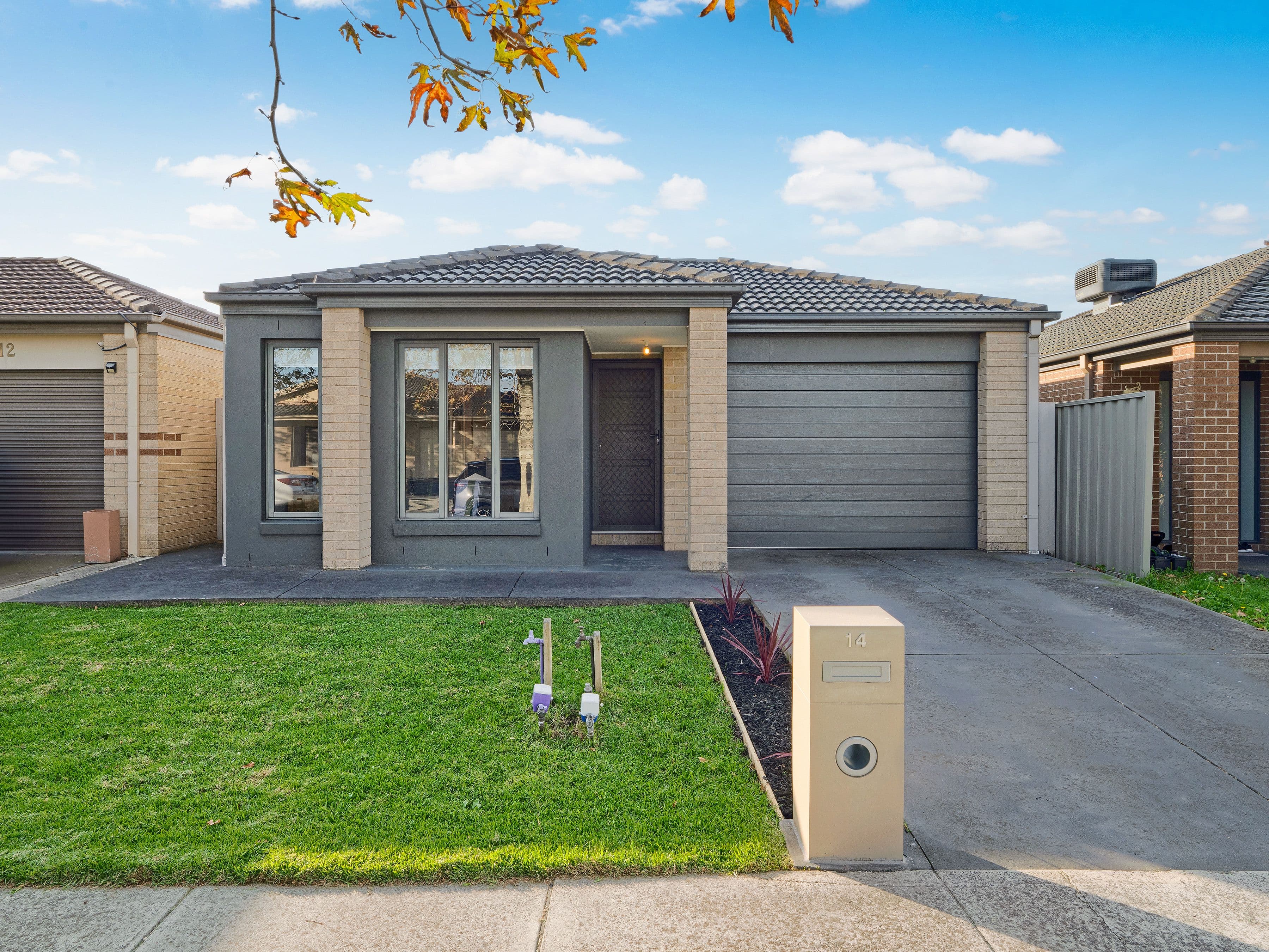 14 Beagle Street, Cranbourne East VIC 3977, Cranbourne East - Image 1