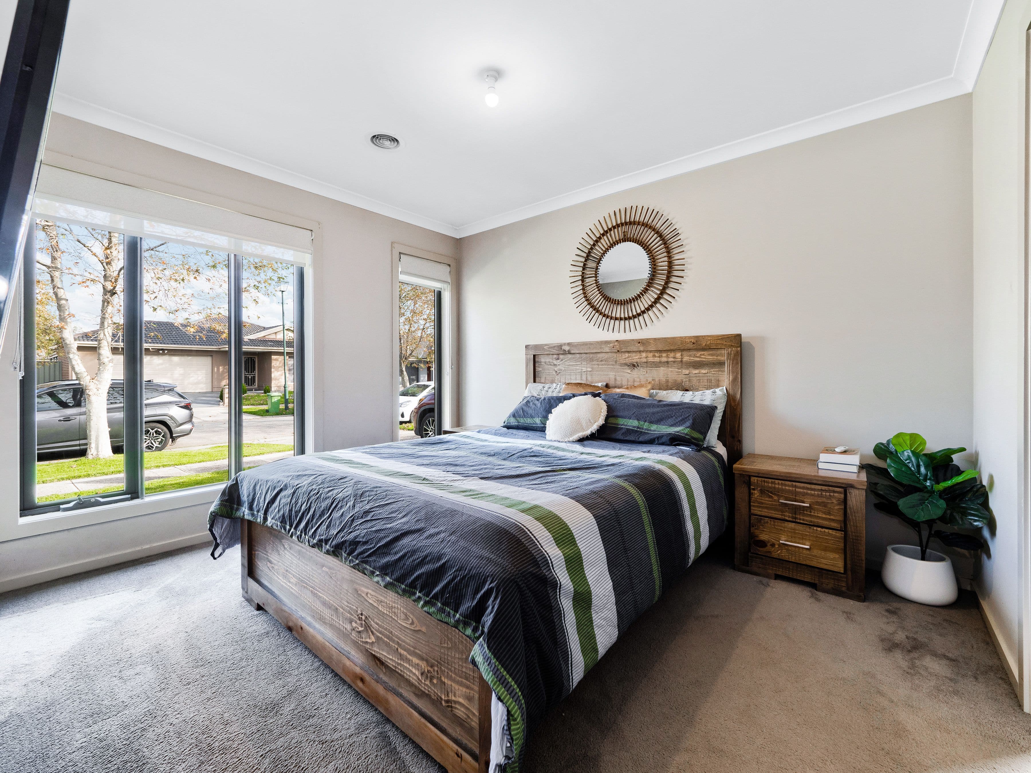 14 Beagle Street, Cranbourne East VIC 3977, Cranbourne East - Thumbnail 3