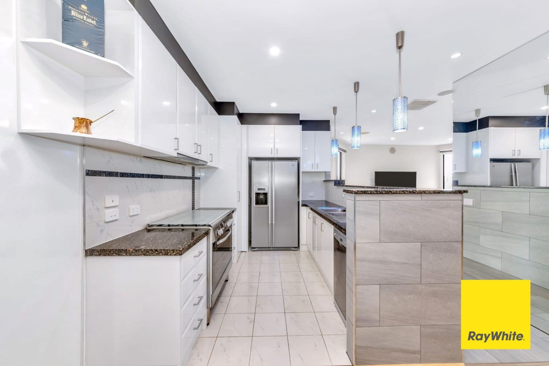 8 Temby Close, Endeavour Hills VIC 3802, Endeavour Hills - Thumbnail 4