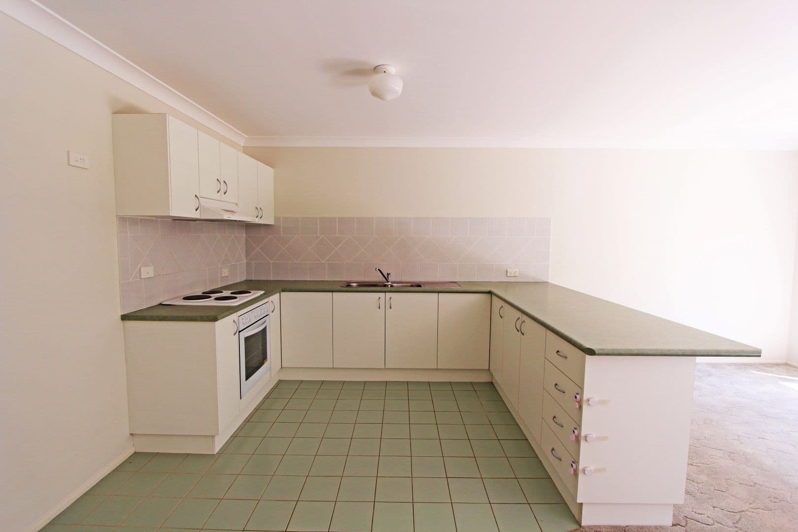27 Aurora Place, Bateau Bay NSW 2261, Bateau Bay - Thumbnail 5