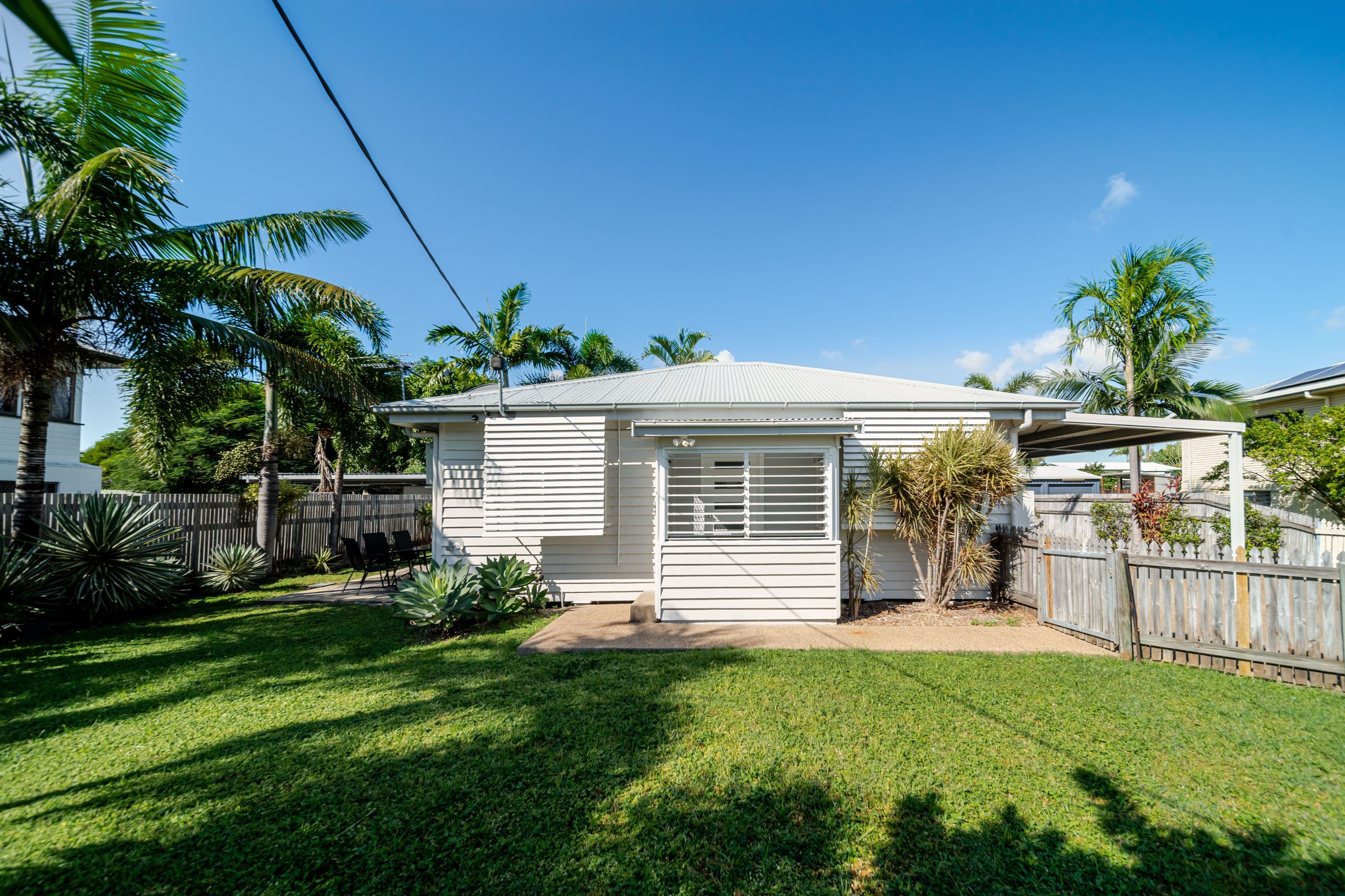 213 Corcoran Street, Currajong QLD 4812, Currajong - Image 1