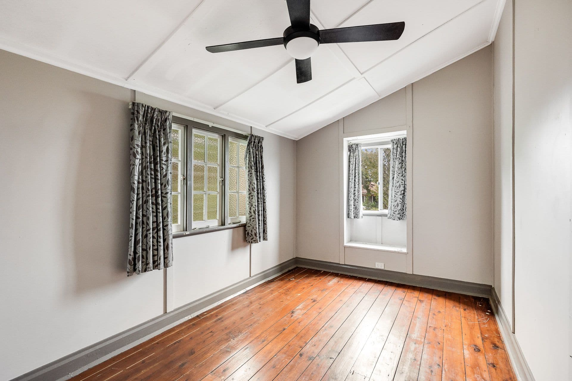 54 Weetwood Street, Newtown QLD 4350, Newtown - Thumbnail 7