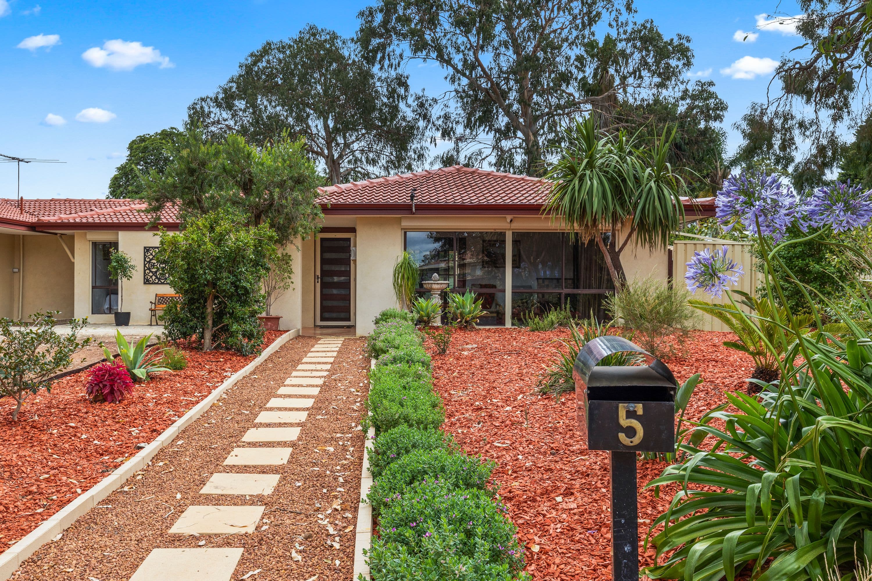 5 Shirley Road, Walliston WA 6076, Walliston - Image 1