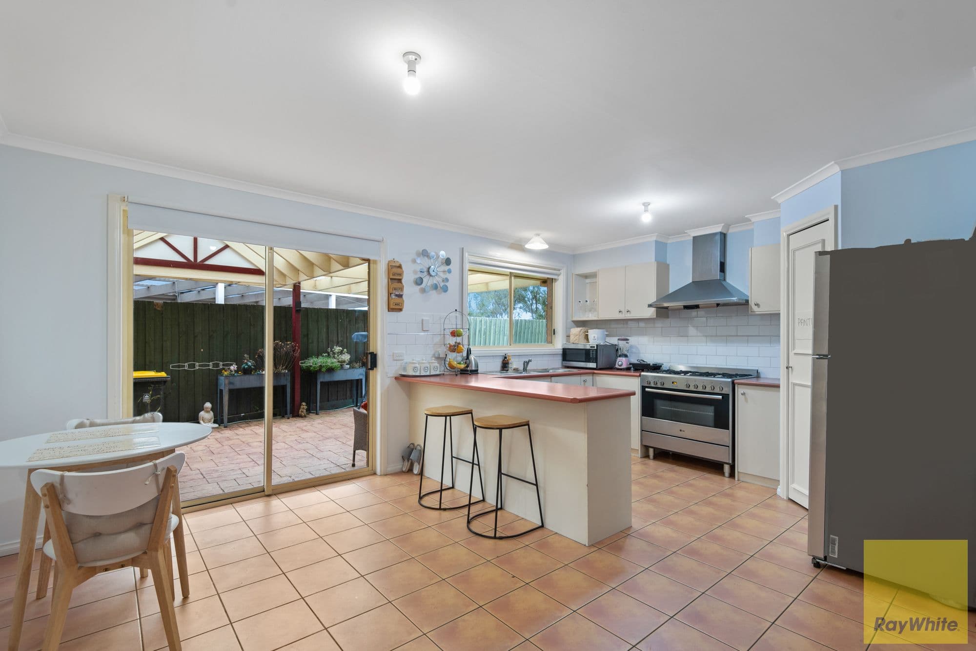 25 Mirabella Close, Werribee VIC 3030, Werribee - Thumbnail 7