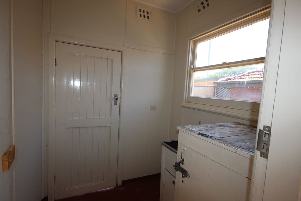 376 Armidale Road, Tamworth NSW 2340, East Tamworth - Thumbnail 7