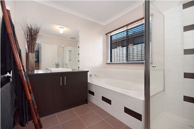20 Thackery Drive, WARRNAMBOOL VIC 3280, Warrnambool - Thumbnail 5