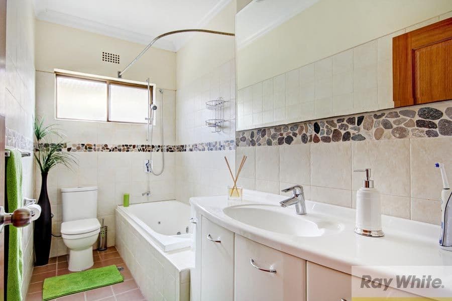 4 Gannons Avenue, HURSTVILLE NSW 2220, Hurstville - Thumbnail 8