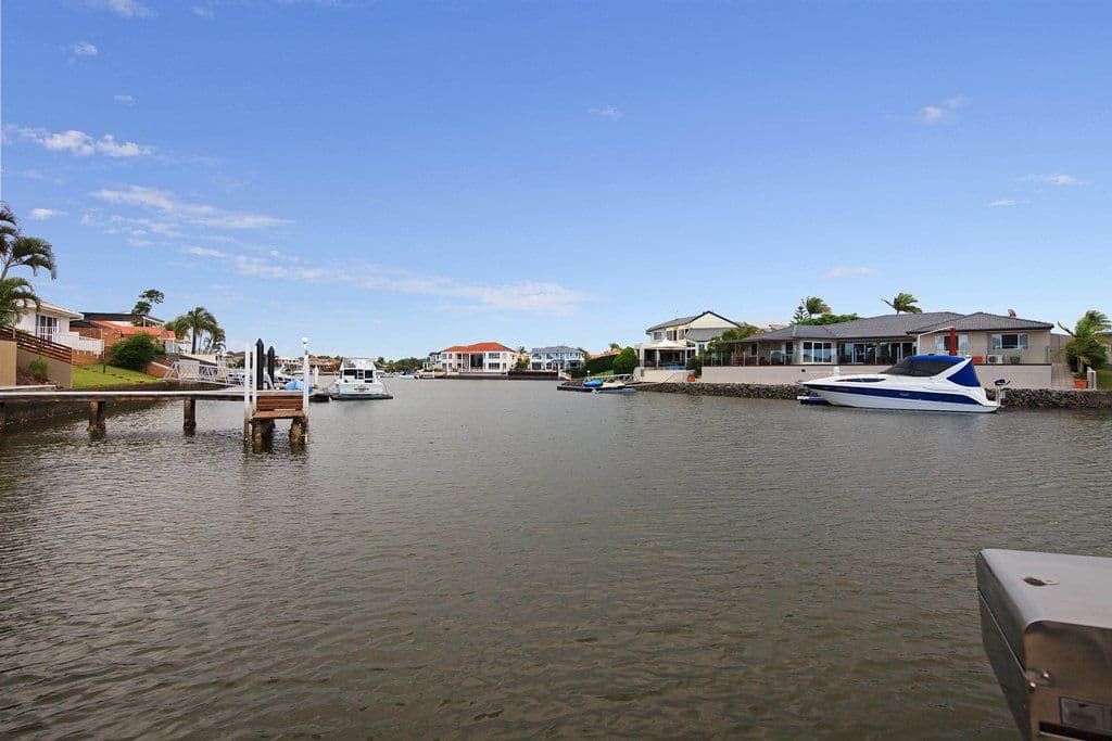 29 Cockleshell Court, RUNAWAY BAY QLD 4216, Runaway Bay - Thumbnail 2