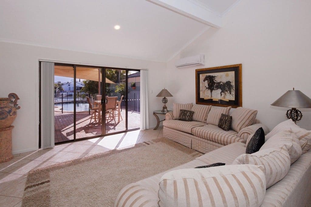 29 Cockleshell Court, RUNAWAY BAY QLD 4216, Runaway Bay - Thumbnail 5