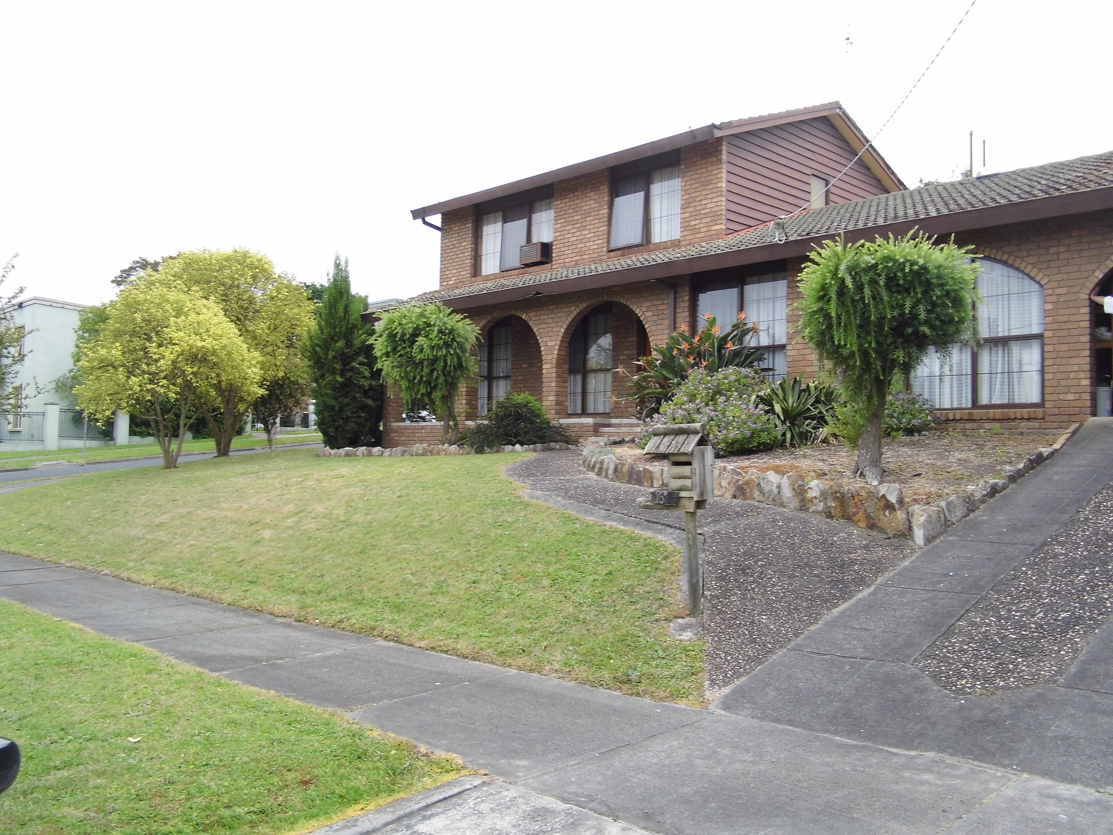 16 Charles Street, Traralgon VIC 3844, Traralgon - Thumbnail 3