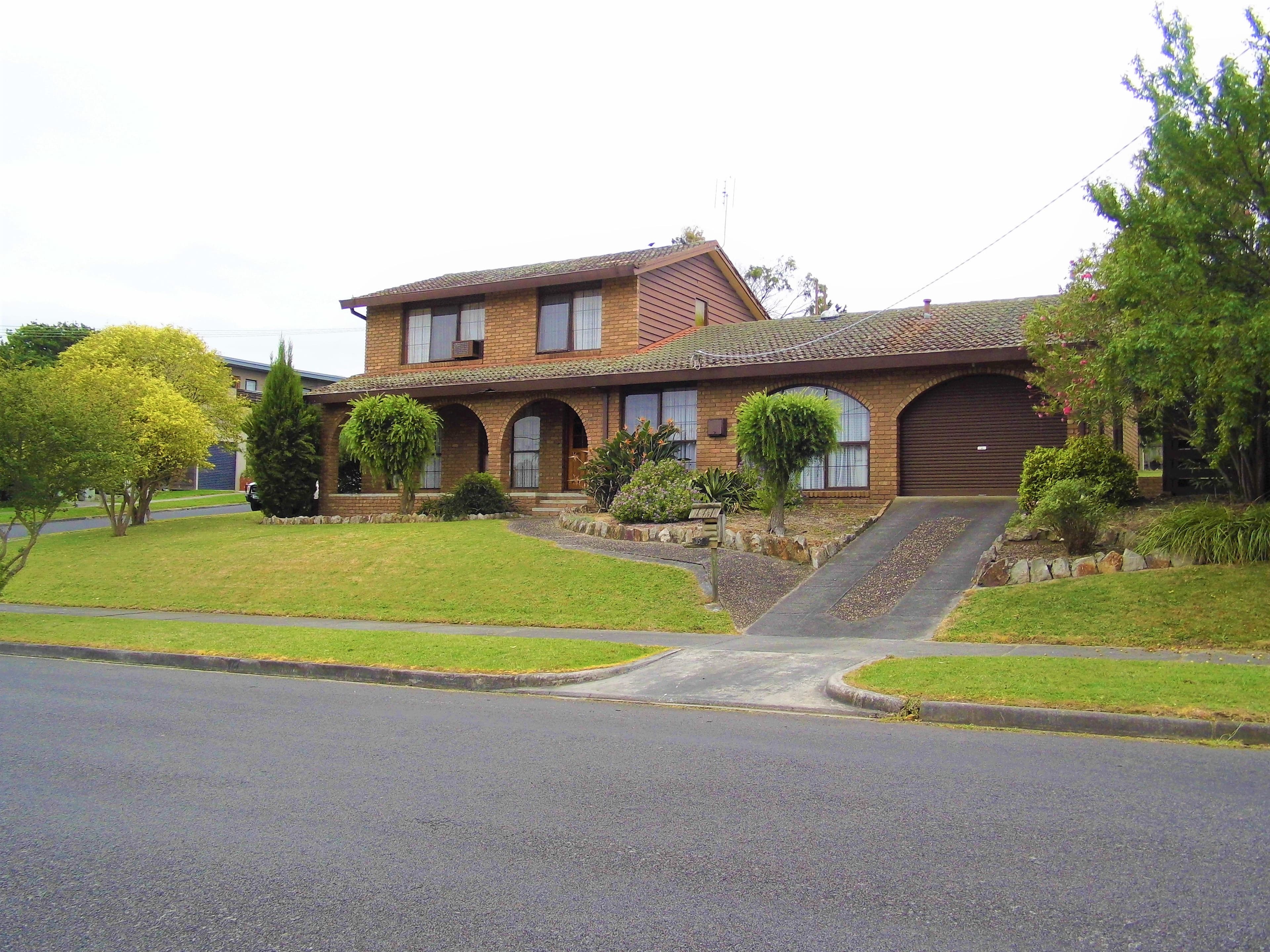 16 Charles Street, Traralgon VIC 3844, Traralgon - Thumbnail 4