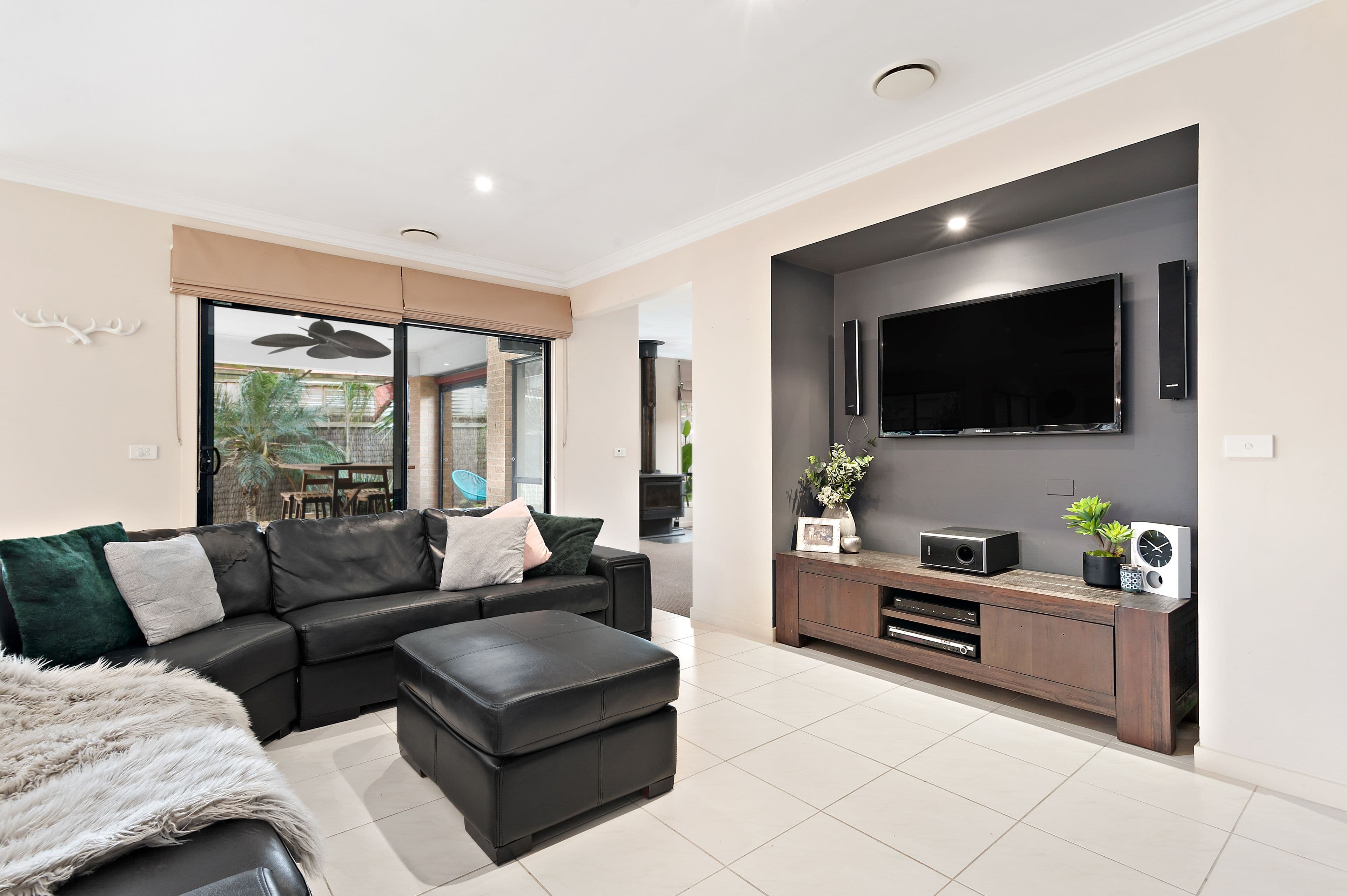 24 Rivendale Crescent, Drouin VIC 3818, Drouin - Thumbnail 5