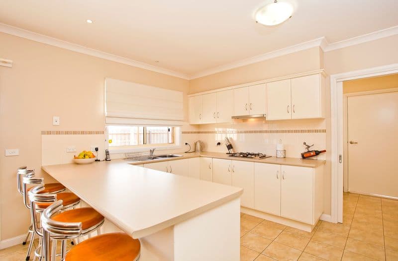 9 Hoki Street, WARRNAMBOOL VIC 3280, Warrnambool - Thumbnail 2