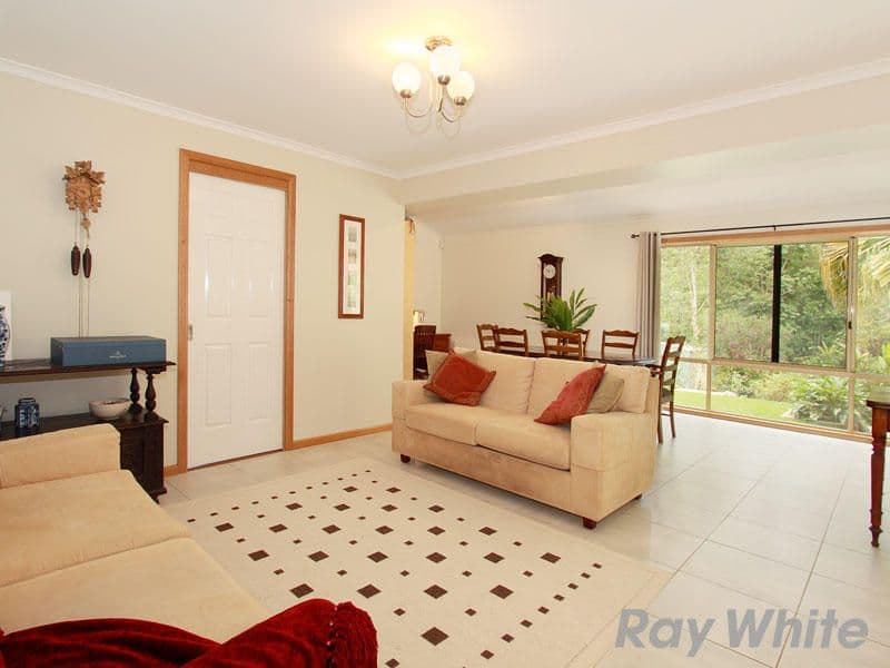 134 Saturn Crescent, BRIDGEMAN DOWNS QLD 4035, Bridgeman Downs - Thumbnail 6