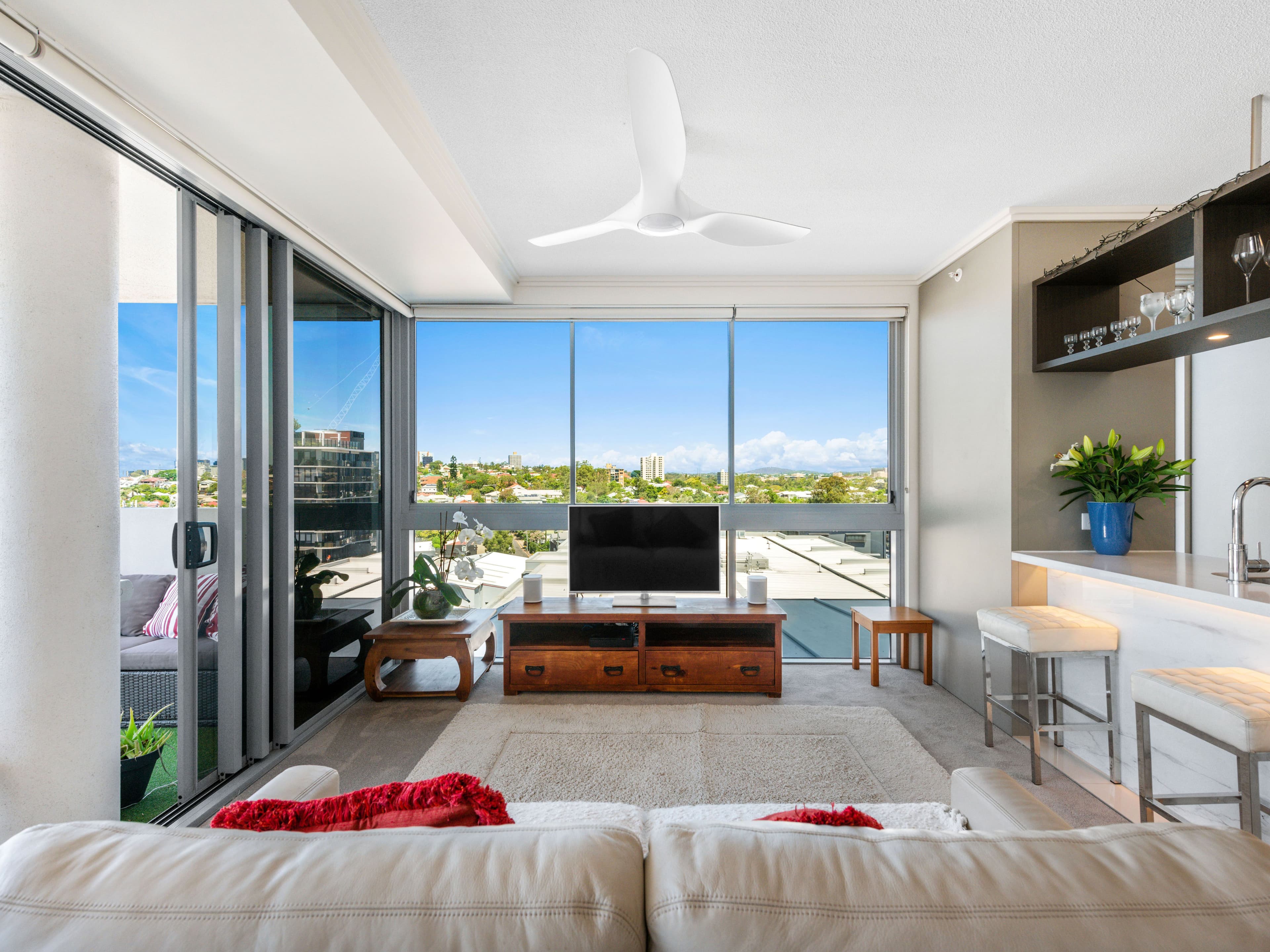8 Tormorvey Avenue, Hillside - Thumbnail 5