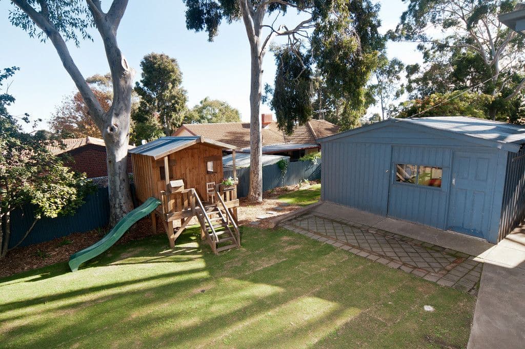 32 Oakridge Road, ABERFOYLE PARK SA 5159, Aberfoyle Park - Thumbnail 2