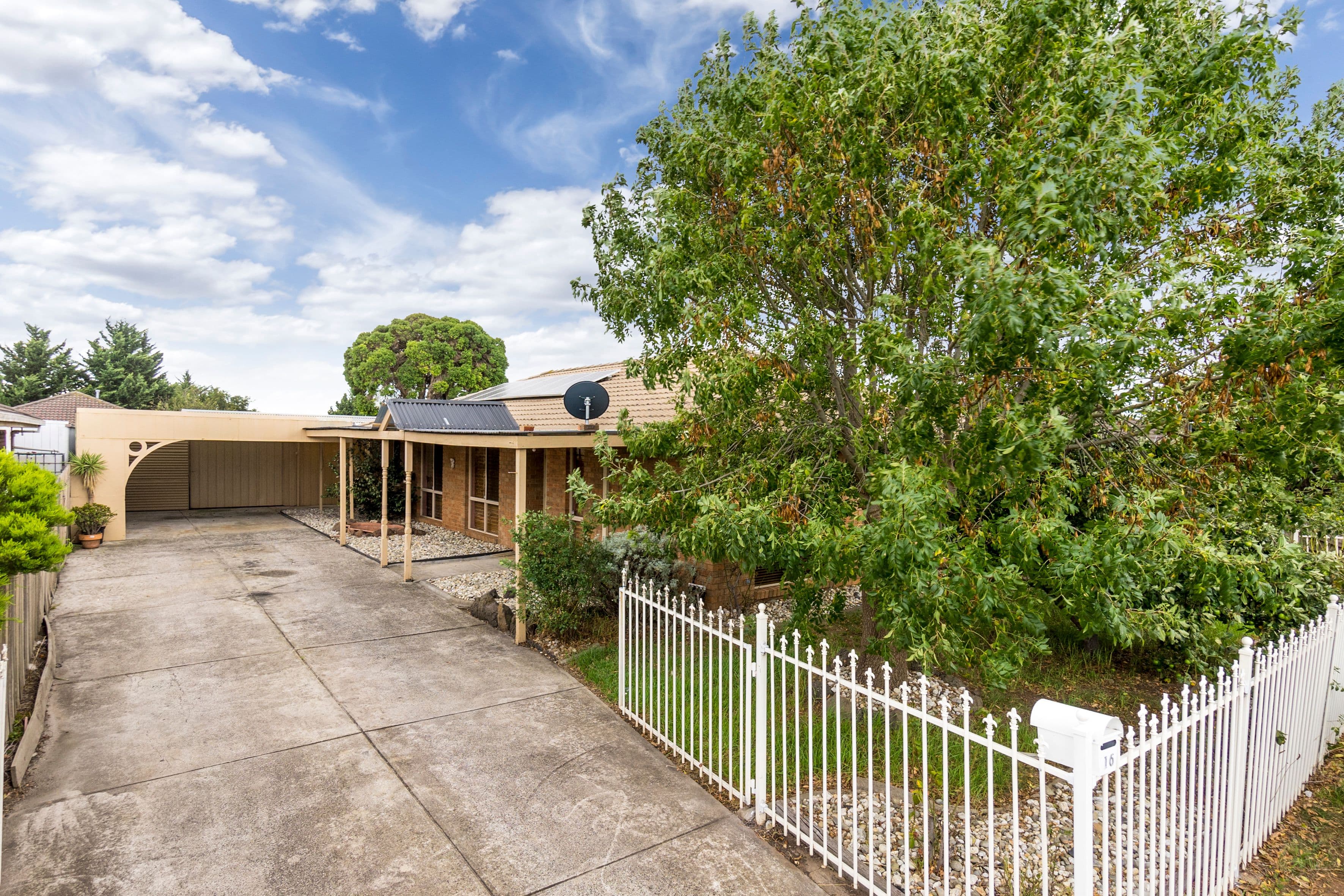 16 Purchas Street, Werribee VIC 3030, Werribee - Thumbnail 2