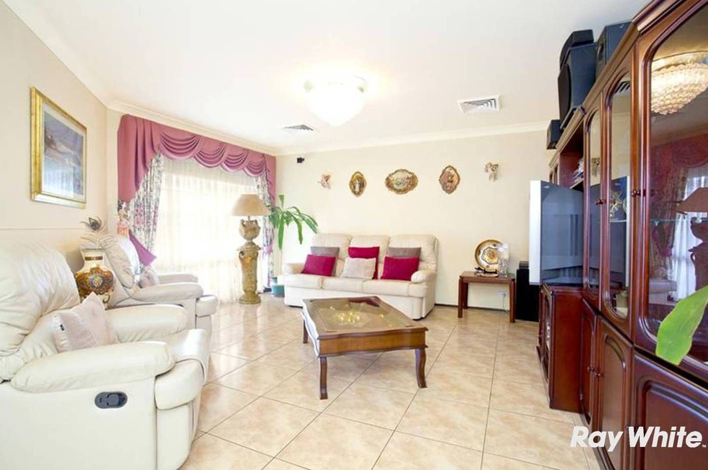 56 Flinders Crescent, HINCHINBROOK NSW 2168, Hinchinbrook - Thumbnail 3