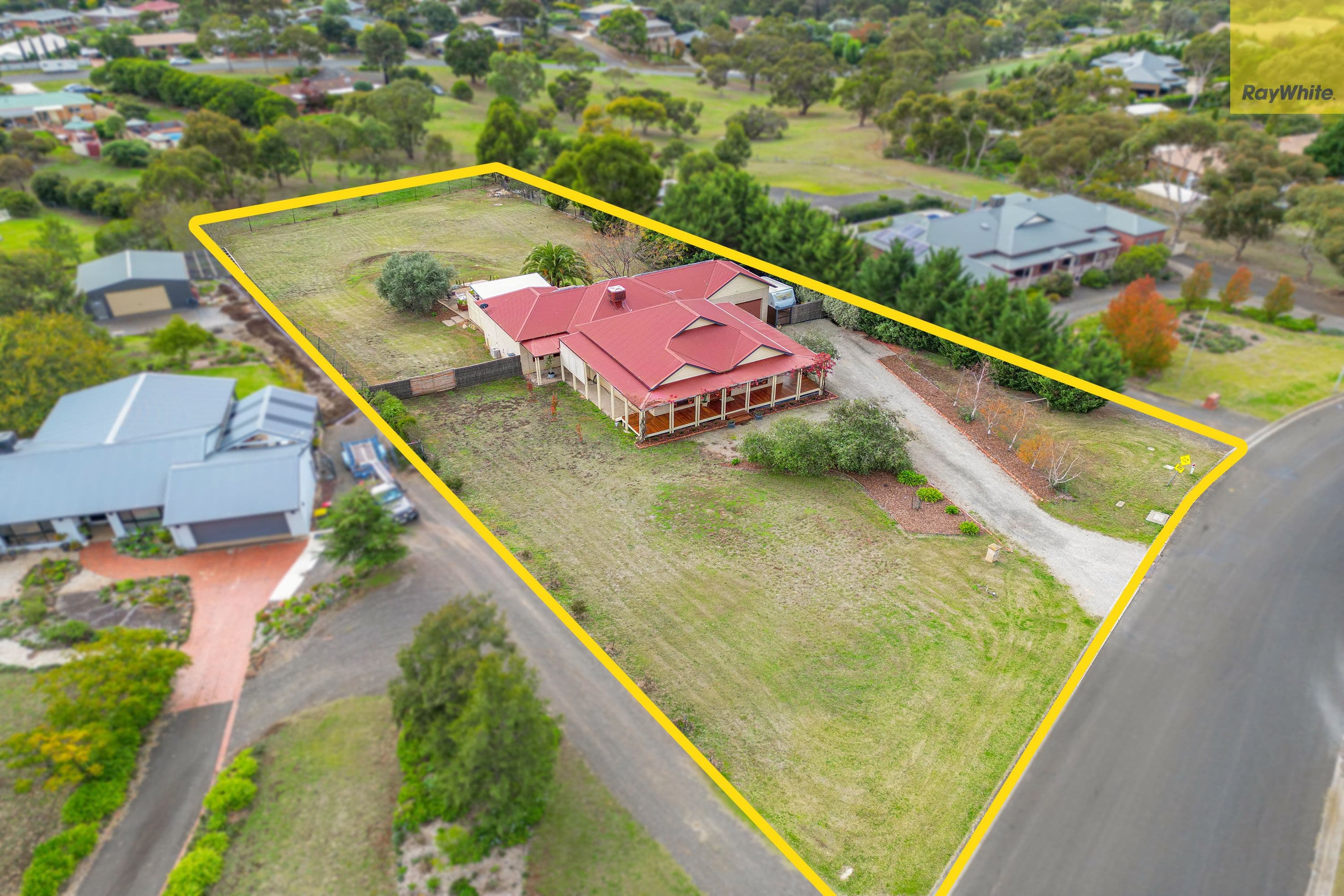 16 Manning Boulevard, Darley VIC 3340, Darley - Thumbnail 3