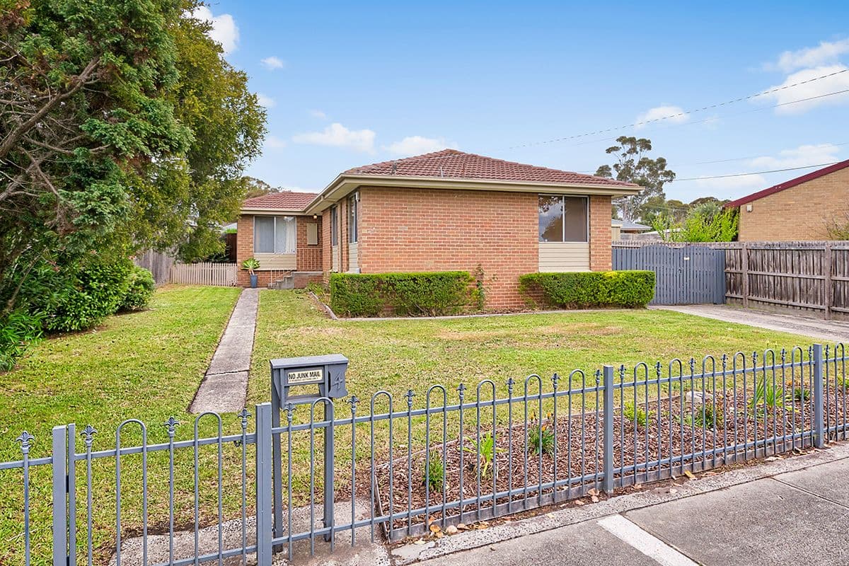 4 Susan Court, Cranbourne VIC 3977, Cranbourne - Image 1