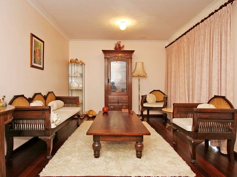 13 Sayer Crescent, GOSNELLS WA 6110, Gosnells - Thumbnail 2