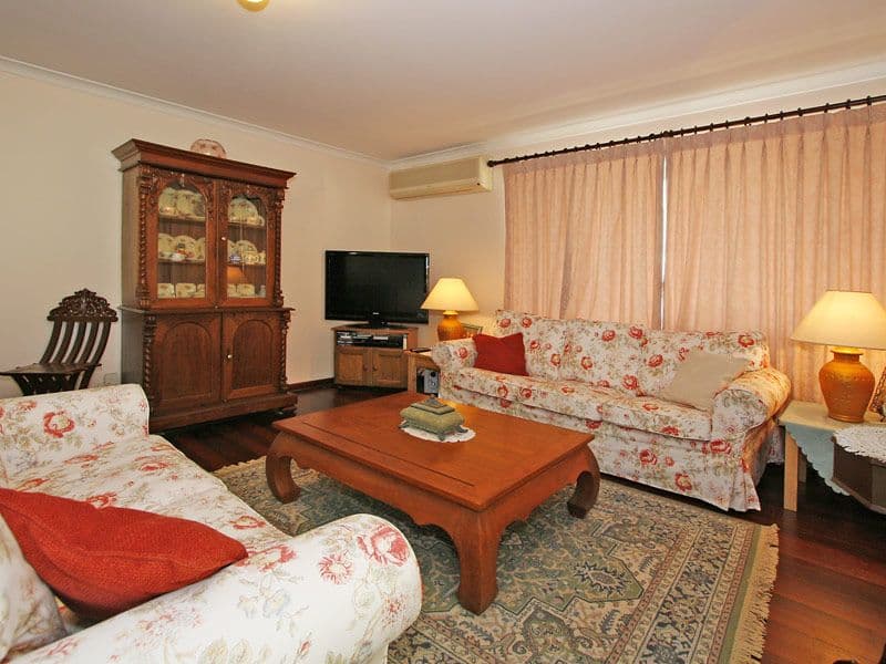 13 Sayer Crescent, GOSNELLS WA 6110, Gosnells - Thumbnail 6