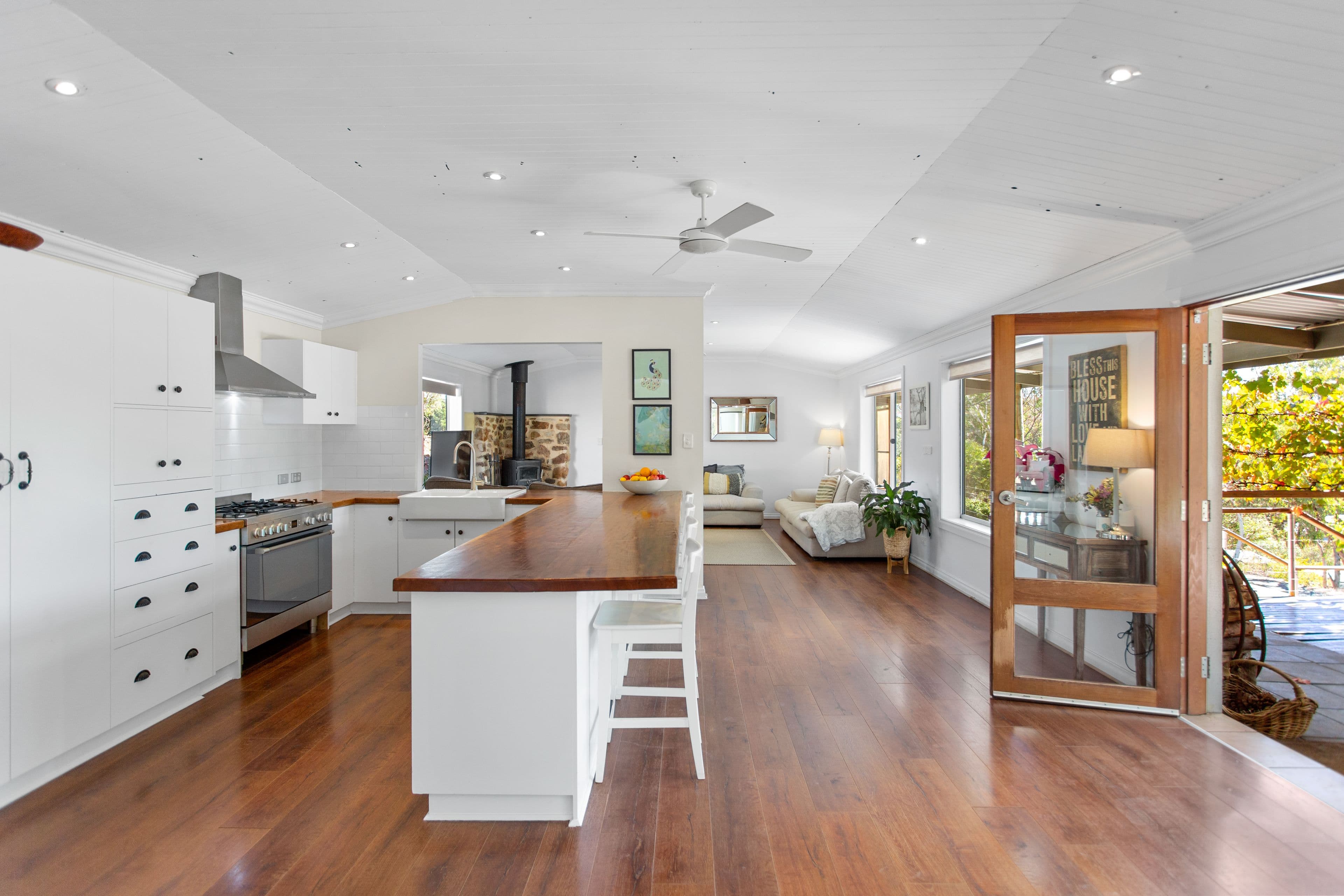 23 Warenda Road, Clare SA 5453, Clare - Thumbnail 3