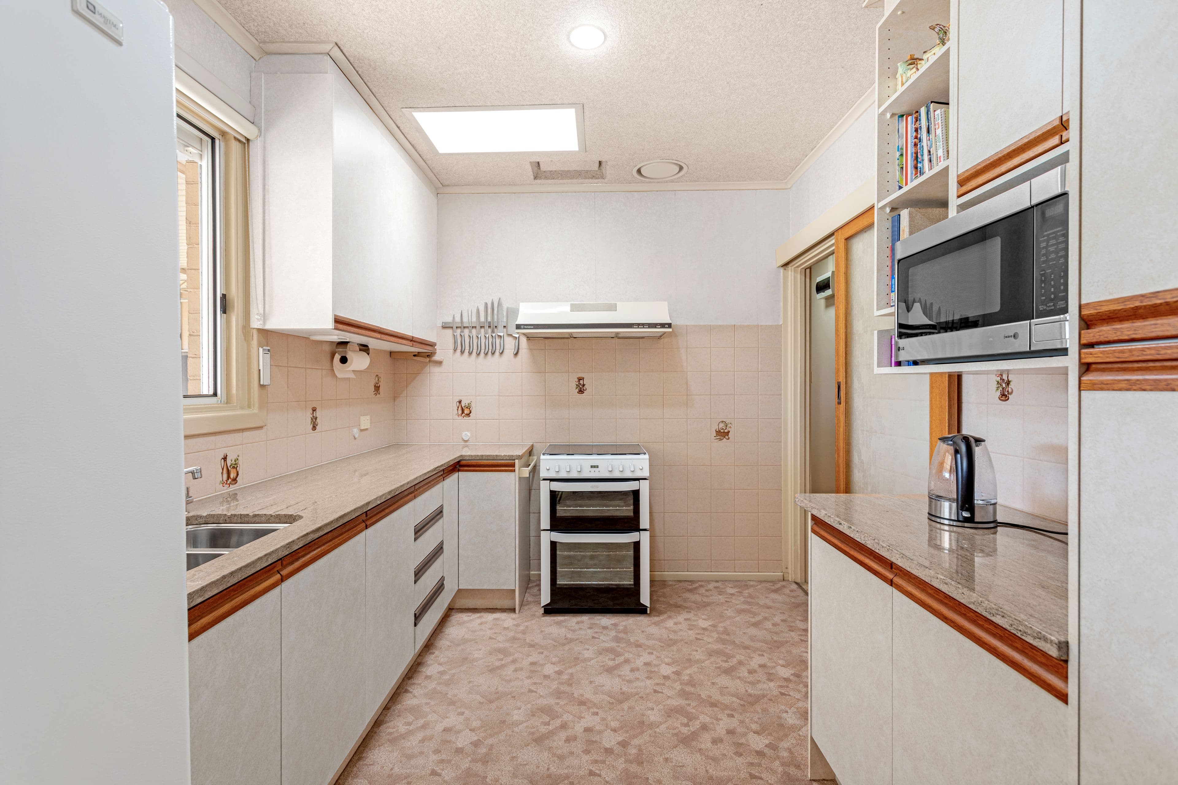 11 Westwood Street, Davoren Park SA 5113, Davoren Park - Thumbnail 2