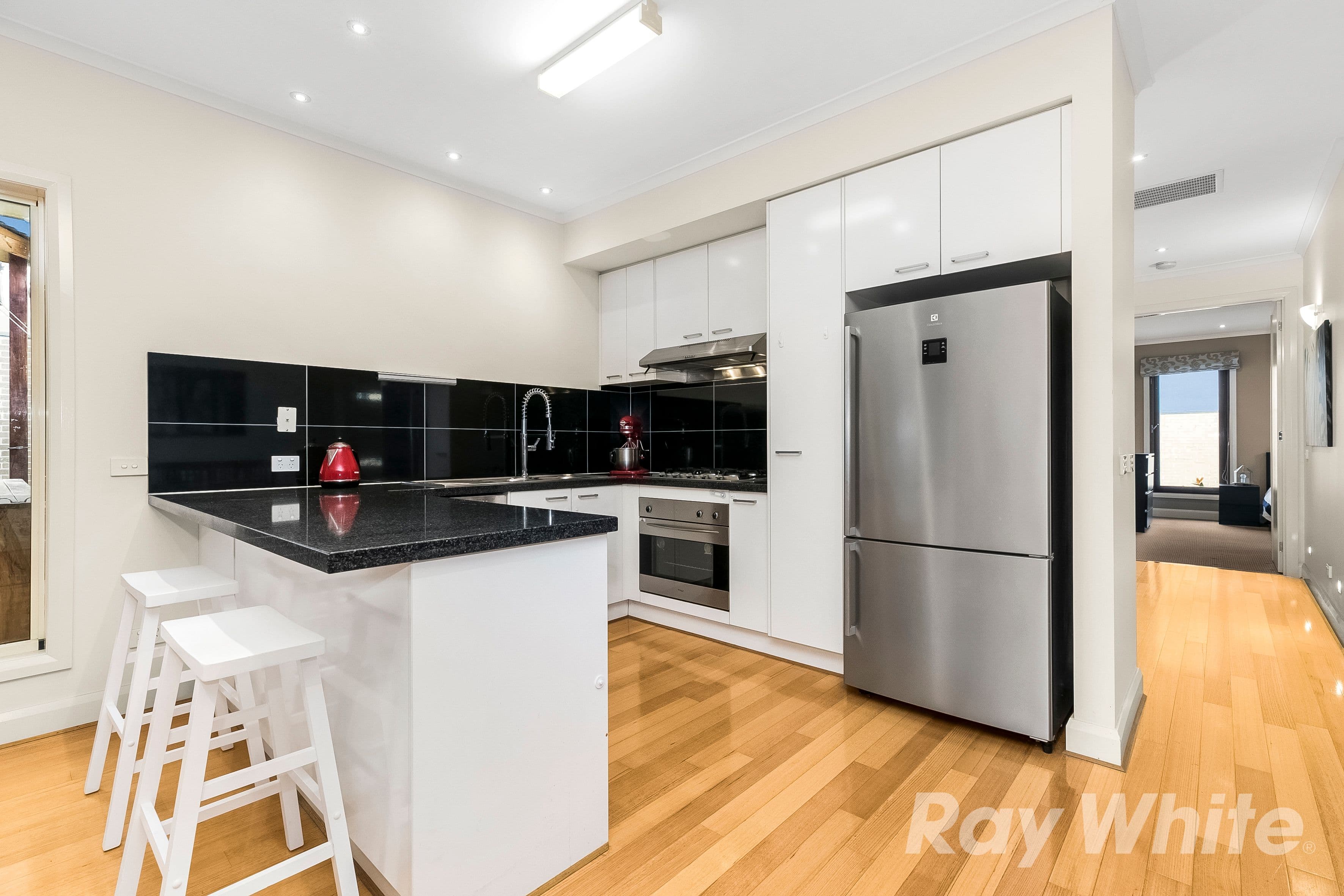 12 Tana Street MAROOCHYDORE QLD, Maroochydore - Thumbnail 5