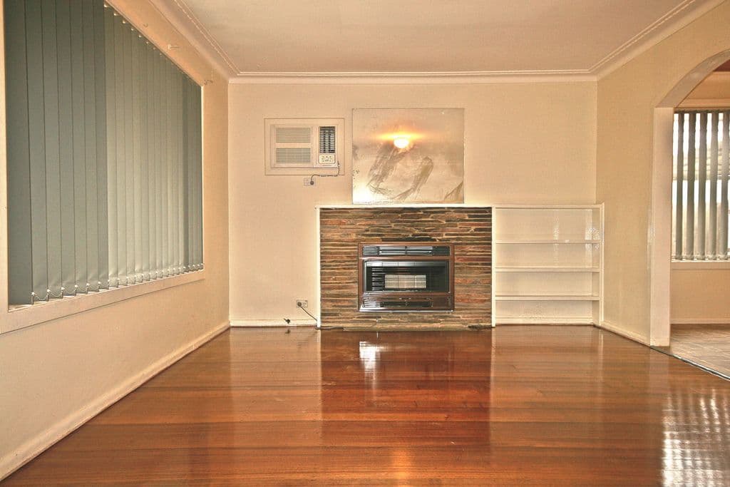 99 Alfrieda Street, ST ALBANS VIC 3021, St Albans - Thumbnail 2