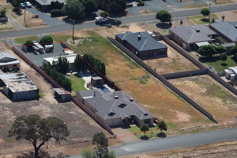 36 Cohen Street, ROCHESTER VIC 3561, Rochester - Thumbnail 3