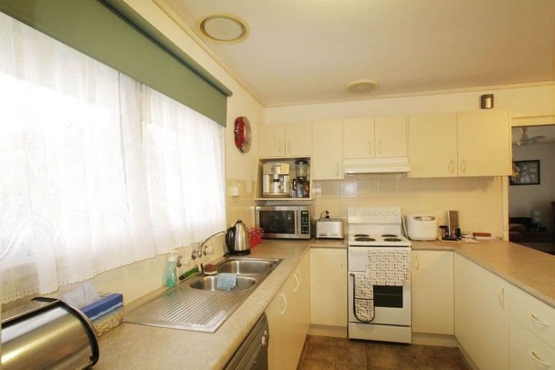 29 Darvall Street, Rosanna, Rosanna - Thumbnail 2