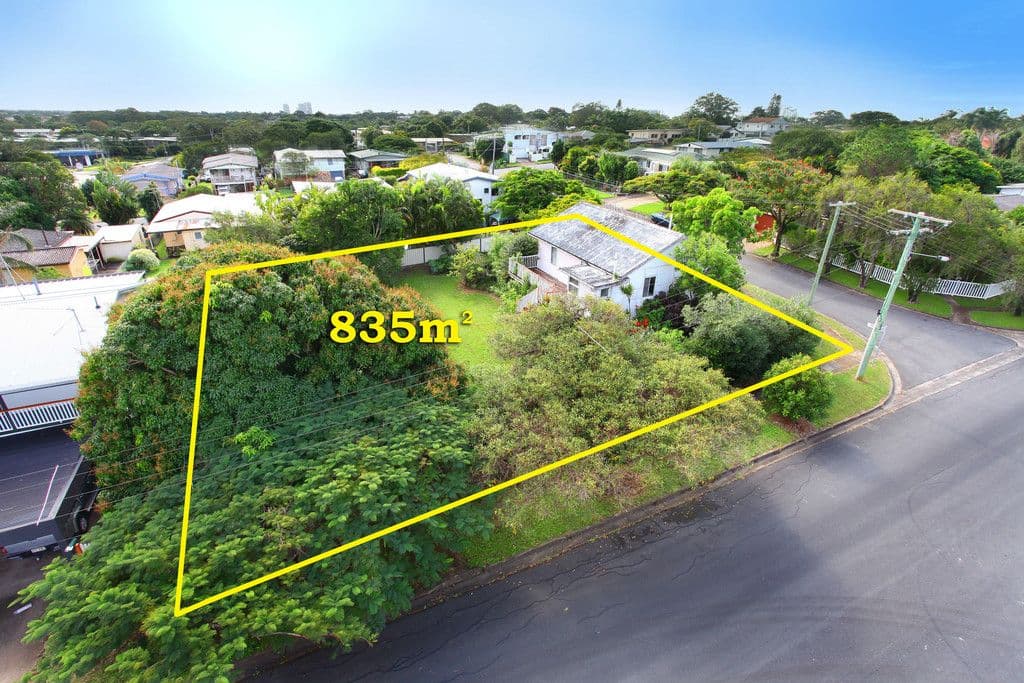 15 Horder Avenue, Labrador QLD 4215, Labrador - Image 1